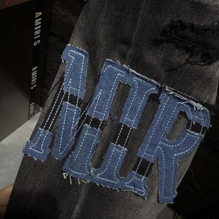 2025年6月16日入荷新作Amiriジーパン高品質/人気/限定版/off工場