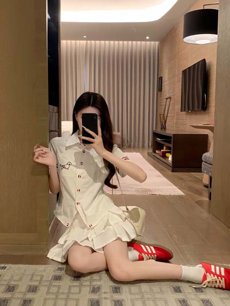 2025年6月18日入荷春夏新作Thom Browneセット上下ファッション/誕生日プレゼント/贈り物 can工場