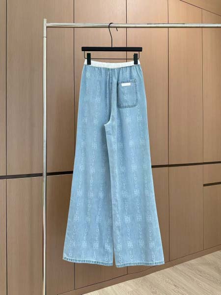 2025年6月18日入荷春夏新作Loeweジーパンファッション/誕生日プレゼント/贈り物 can工場