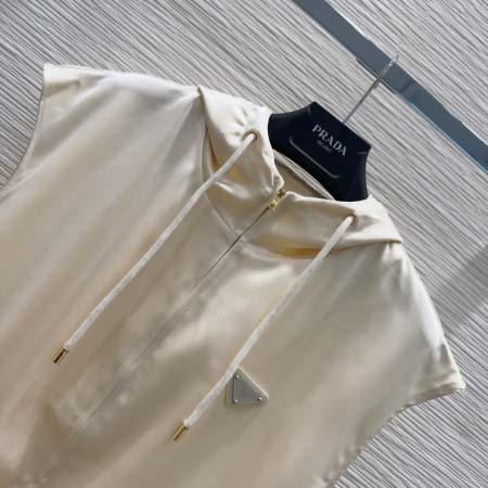 2025年6月18日入荷春夏新作Prada春夏セット上下ファッション/誕生日プレゼント/贈り物 can工場