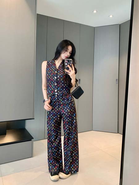 2025年6月18日入荷春夏新作Louis Vuittonセット上下ファッション/誕生日プレゼント/贈り物 can工場