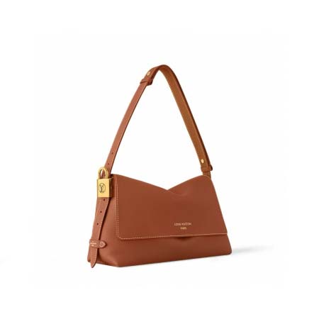 2025年6月26日入荷Louis Vuitton バッグ :M13151:30CMx18CMx12CM 高品質人気の新作/誕生日プレゼント/SQ工場