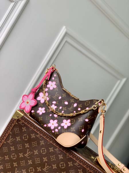 2025年6月26日入荷Louis Vuitton バッグ Boulogne CMx Monogram Cherry Blossom  :M13265:29CMx16CMx9.5CM 高品質人気の新作/誕生日プレゼント/SQ工場