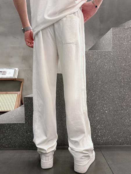 2025年6月30日入荷新作Prada春夏スウェットパンツ 高级品超厳選★入手困難/誕生日プレゼント/MF工場