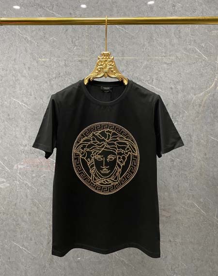 2025年6月2日入荷新作Versace半袖 Tシャツ高級品...