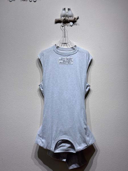 2025年6月4日入荷新作ACNEベスト女性 春夏高品質★フ...