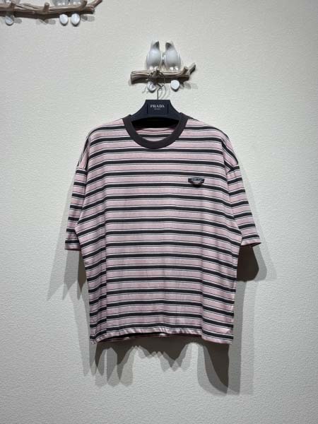 2025年6月4日入荷新作Prada半袖 tシャツ高品質★フ...