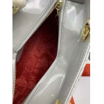 2025年6月5日入荷新作 Lady Dior SIZE:24CMx20CMx11CM    お安い/人気/革/バッグ/SY工場