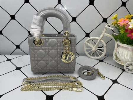 2025年6月5日入荷新作17CMx15CMx7CM  La...