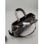 2025年6月5日入荷新作 Dior  26CM-Lady Dior    お安い/人気/革/バッグ/SY工場