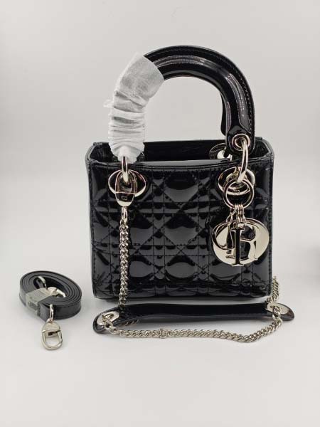 2025年6月5日入荷新作17CMx15CMx7CM  La...