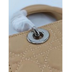 2025年6月5日入荷新作20CMx16.5CMx8CM  Lady Diorお安い/人気/革/バッグ/SY工場