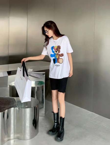 2025年6月6日入荷新作FENDI半袖 Tシャツ誕生日プレ...