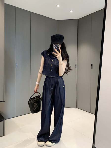 2025年6月18日入荷春夏新作VALENTINOデニム セ...