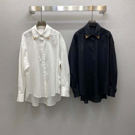 2025年6月18日入荷春夏新作VALENTINO長袖  シ...