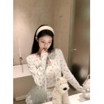 2025年6月18日入荷春夏新作CHANEL キャミソール+カーディガンファッション/誕生日プレゼント/贈り物 can工場