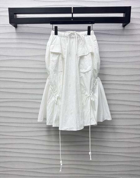 2025年6月18日入荷春夏新作Pradaスカートファッショ...