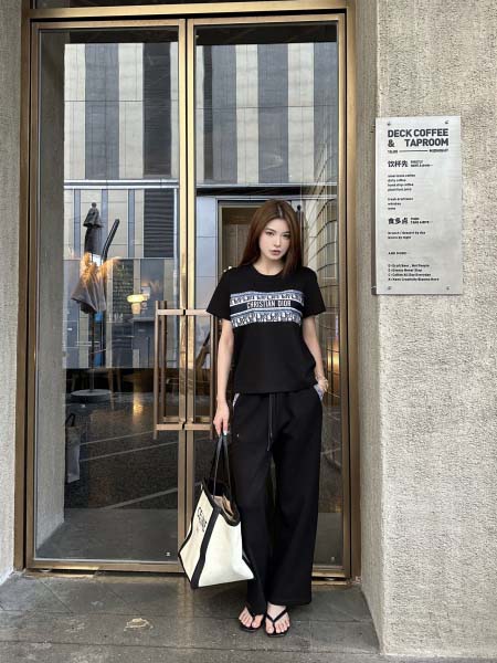 2025年6月18日入荷春夏新作Dior 春夏セット上下ファ...