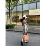 2025年6月18日入荷春夏新作LOEWEワンピースファッション/誕生日プレゼント/贈り物 can工場