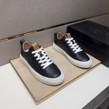 2025年6月20日入荷新品Pradaカジュアルシューズ/ス...