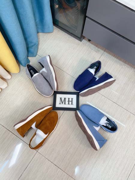 2025年6月20日入荷新品berlutiカジュアルシューズ...