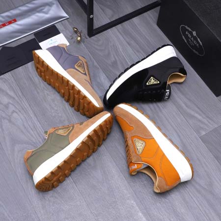 2025年6月20日入荷新品PRADAカジュアルシューズ/ス...