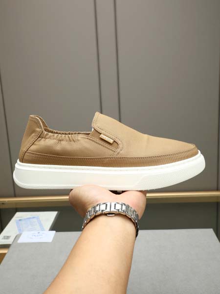 2025年6月20日入荷新品Pradaカジュアルシューズ/ス...