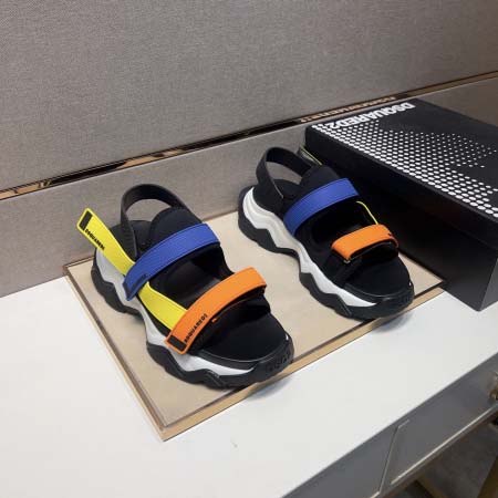 2025年6月20日入荷新品Dsquared2カジュアルシュ...