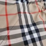 2025年6月24日入荷新作Burberry半ズボン 原版復刻人気で【极品】/正規品と同じサイズ/YGY工場