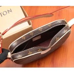 2025年6月26日入荷Louis Vuitton バッグCroissant Monogram  :M46828:25CMx15CMx5CM 高品質人気の新作/誕生日プレゼント/SQ工場