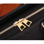 2025年6月26日Louis Vuitton バッグ Monogram Empreinte  East West Giant Monogram :M23640:25CMx13CMx10CM 高品質人気の新作/誕生日プレゼント/SQ工場