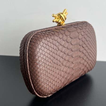 2025年7月7日入荷新作Bottega Veneta knot 754614   knot   knot  20x12x5.5  極品/正規品同様/人気/革/バッグ/AJ工場