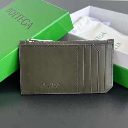 2025年7月7日入荷新作  Bottega Veneta 805827  Size12*7*0.5cm 極品/正規品同様/人気/革/バッグ/AJ工場