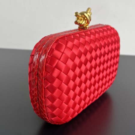 2025年7月7日入荷新作 Bottega Veneta Knot  717622  knot Logo  20x12x5.5 極品/正規品同様/人気/革/バッグ/AJ工場