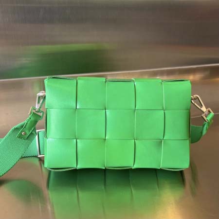 2025年7月9日入荷新作#Bottega Veneta 741777 23x15x5 極品/正規品同様/人気/革/バッグ/AJ工場