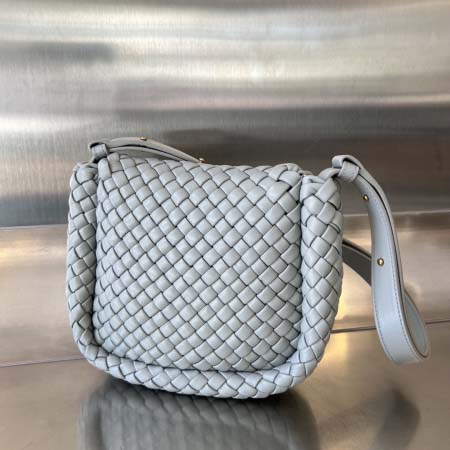 2025年7月9日入荷新作#Bottega Veneta Mini COBBLE  762711  intrecciato 19x17x6 極品/正規品同様/人気/革/バッグ/AJ工場