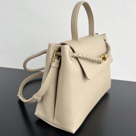 2025年7月9日入荷新作#Bottega Veneta Ciao Ciao 817231 Ciao Ciao Silky Calf. Ciao Ciao  34x26x15  極品/正規品同様/人気/革/バッグ/AJ工場