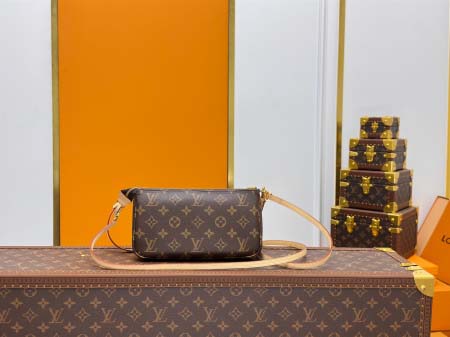 2025年7月10日入荷新作M40712  21 x 13 x 3 cm極品/正規品同様/人気/革/バッグルイヴィトン/CX工場