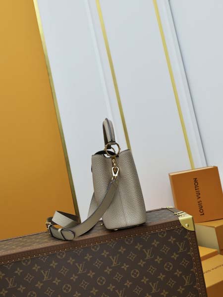 2025年7月10日入荷新作CAPUCINES BB  M24728  Capucines 27x17.3x9極品/正規品同様/人気/革/バッグルイヴィトン/CX工場