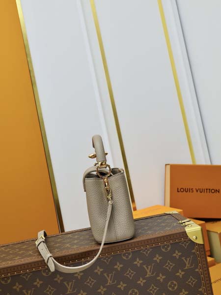 2025年7月10日入荷新作M23943 CAPUCINES  CapucinesMonogram LVTaurillon  21 x14x8極品/正規品同様/人気/革/バッグルイヴィトン/CX工場