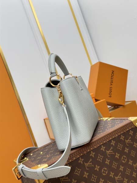 2025年7月10日入荷新作CAPUCINES BB  M24728  27x17.3x9極品/正規品同様/人気/革/バッグルイヴィトン/CX工場