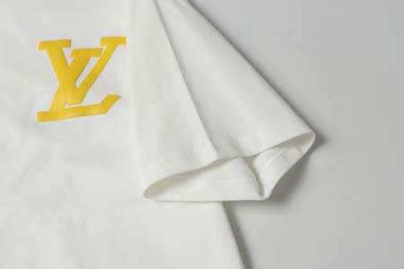 2025年7月11日入荷新作Louis Vuitton半袖 tシャツ 高级品/入手困難/誕生日プレゼント/FG工場S-L