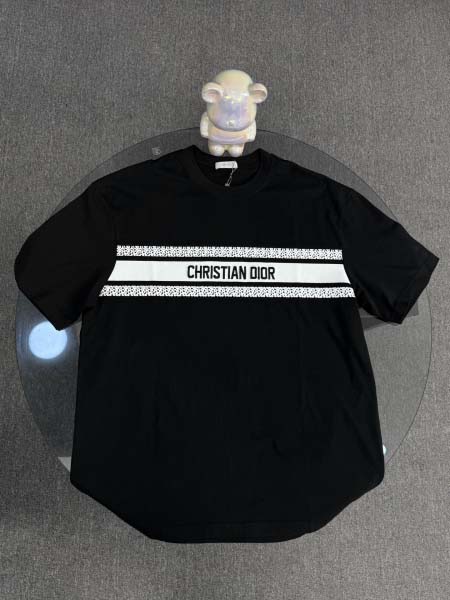 2025年7月27日入荷新作Dior半袖 tシャツ高品質人気商品/DW工場
