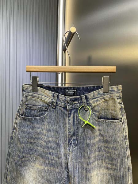 2025年7月27日入荷新作Balenciagaジーパン高品質人気商品/DW工場