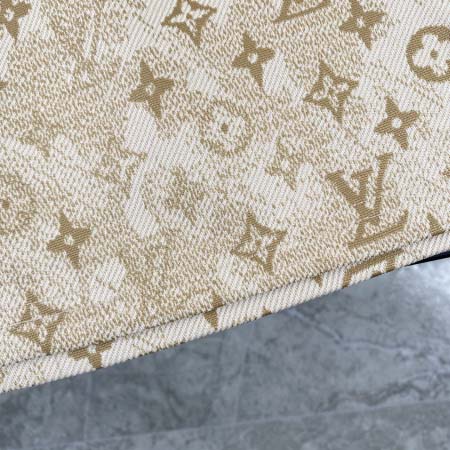 2025年7月28日入荷新作Louis Vuitton半袖 上下高品質人気商品/DW工場