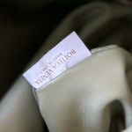 2025年7月7日入荷新作Bottega Veneta   763970   54x24x13  極品/正規品同様/人気/革/バッグ/AJ工場