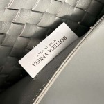 2025年7月7日入荷新作#BCabat 608810  Logo  Bottega Veneta  45cm  32x23x16    極品/正規品同様/人気/革/バッグ/AJ工場