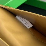 2025年7月7日入荷新作 Bottega Veneta 676593  18x10x2極品/正規品同様/人気/革/バッグ/AJ工場