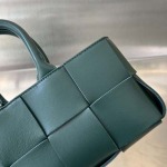 2025年7月7日入荷新作Bottega Veneta  24776778 Mini  11*22*5.5 cm 極品/正規品同様/人気/革/バッグ/AJ工場