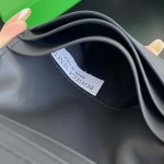 2025年7月7日入荷新作  Bottega Veneta796964    240  size10.2*8.2極品/正規品同様/人気/革/バッグ/AJ工場